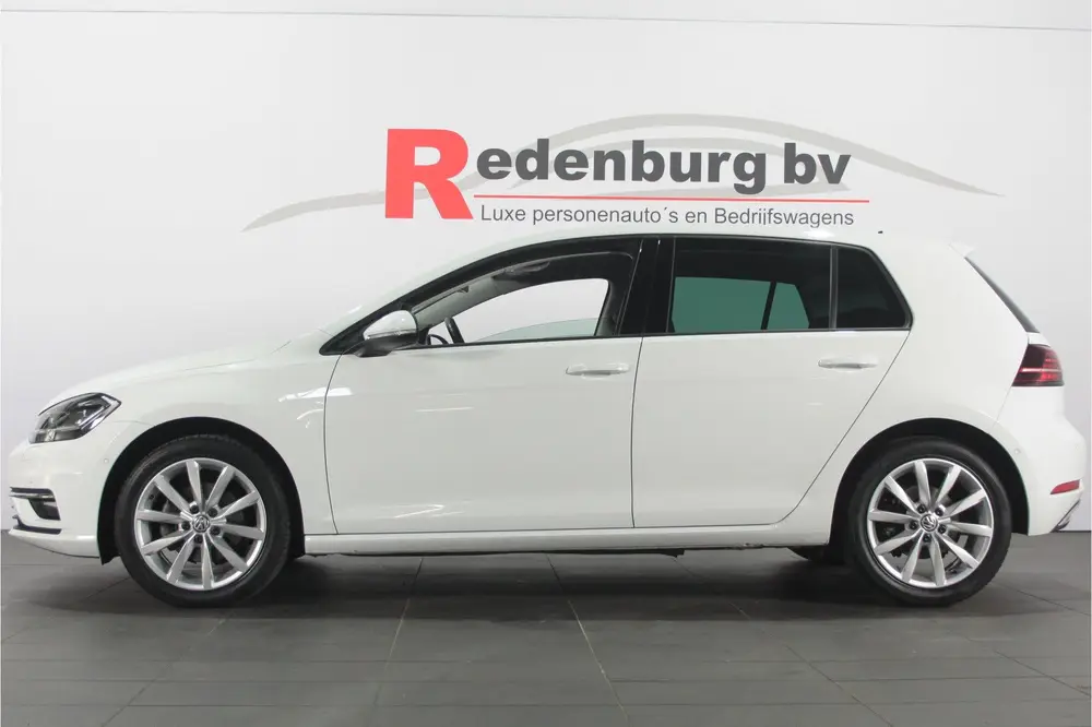 Volkswagen Golf 1.5 TSI Highline - Navi / Camera / Dodehoek uit 2019, foto 4