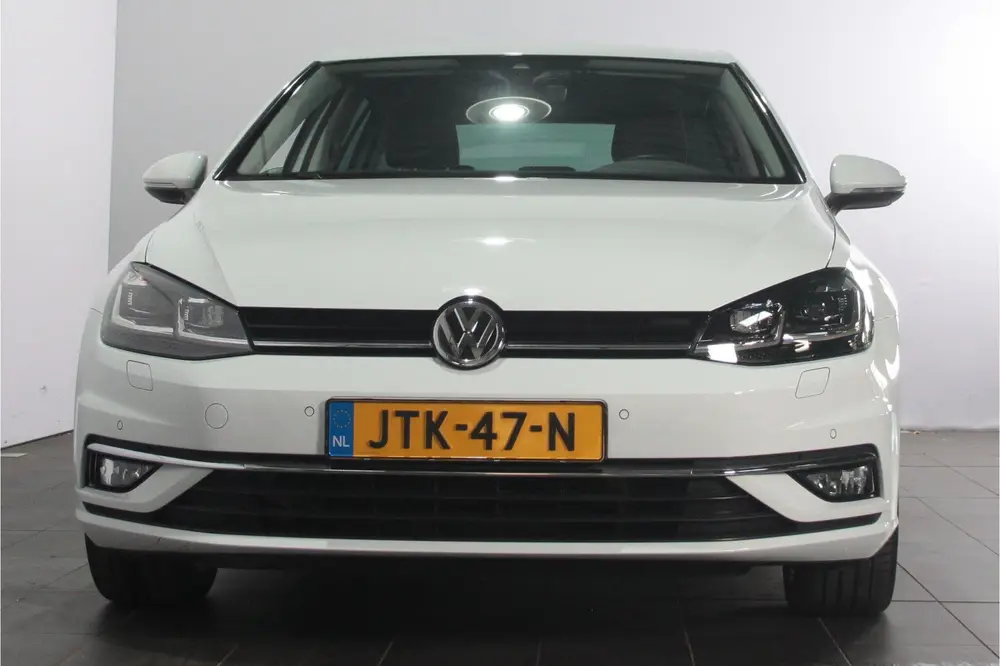 Volkswagen Golf 1.5 TSI Highline - Navi / Camera / Dodehoek uit 2019, foto 5