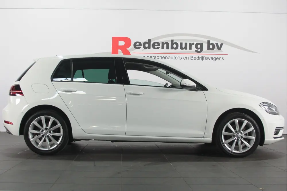 Volkswagen Golf 1.5 TSI Highline - Navi / Camera / Dodehoek uit 2019, foto 7