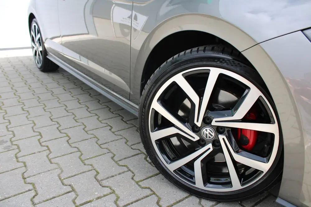 Volkswagen Polo 2.0 TSI GTI | PANO | DSG | VIRTUAL | 18" BRE uit 2020, foto 13