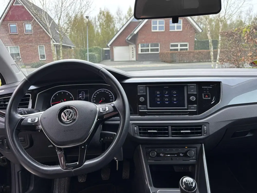 Volkswagen Polo 1.0 TSI Highline Business R uit 2020, foto 15