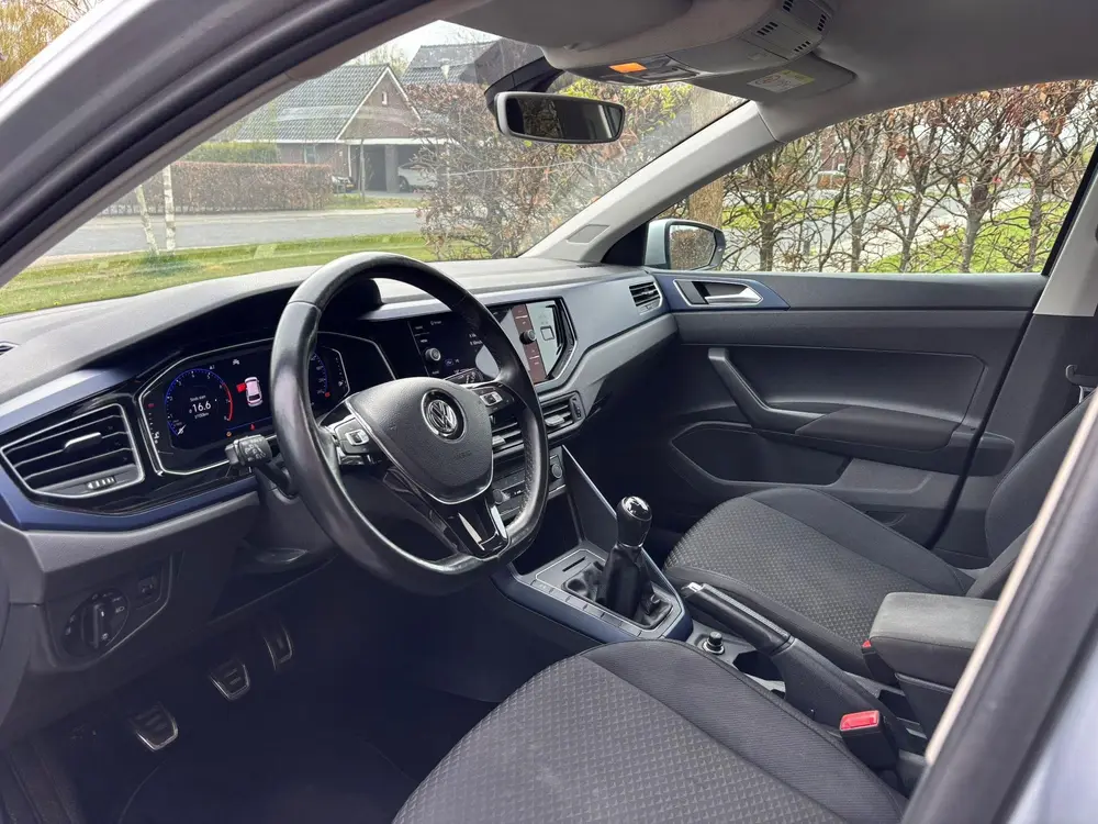 Volkswagen Polo 1.0 TSI Highline Business R uit 2020, foto 14