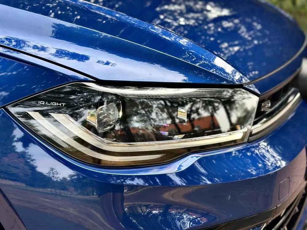Volkswagen Polo 1.0 TSI 110pk Dsg-7 2021 Blauw uit 2021, foto 2