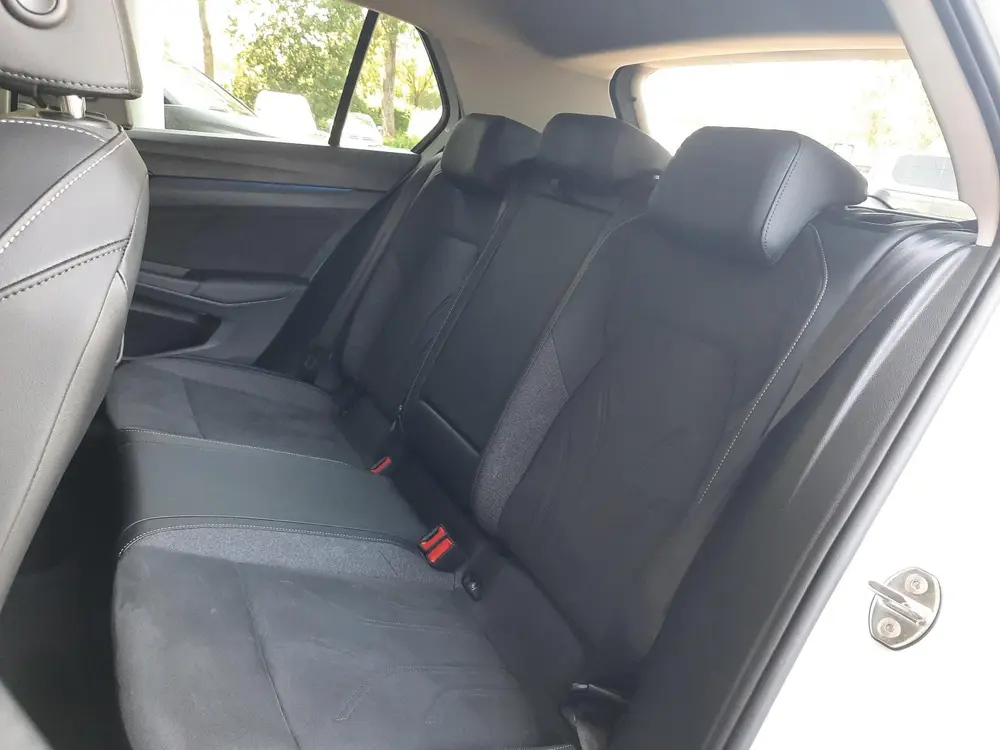 Volkswagen Golf 1.5 eHybrid Style Edition (Camera,Ergo,Grote uit 2025, foto 10
