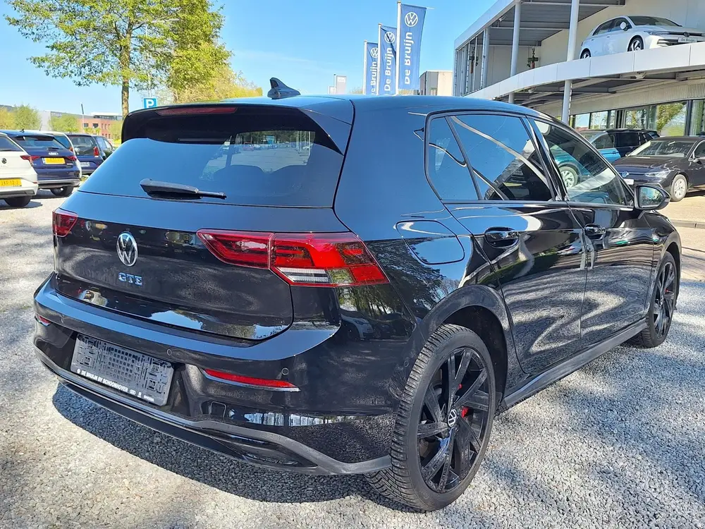 Volkswagen Golf GTE 245pk DSG Hybrid (Trekhaak,Camera,Virtua uit 2022, foto 2