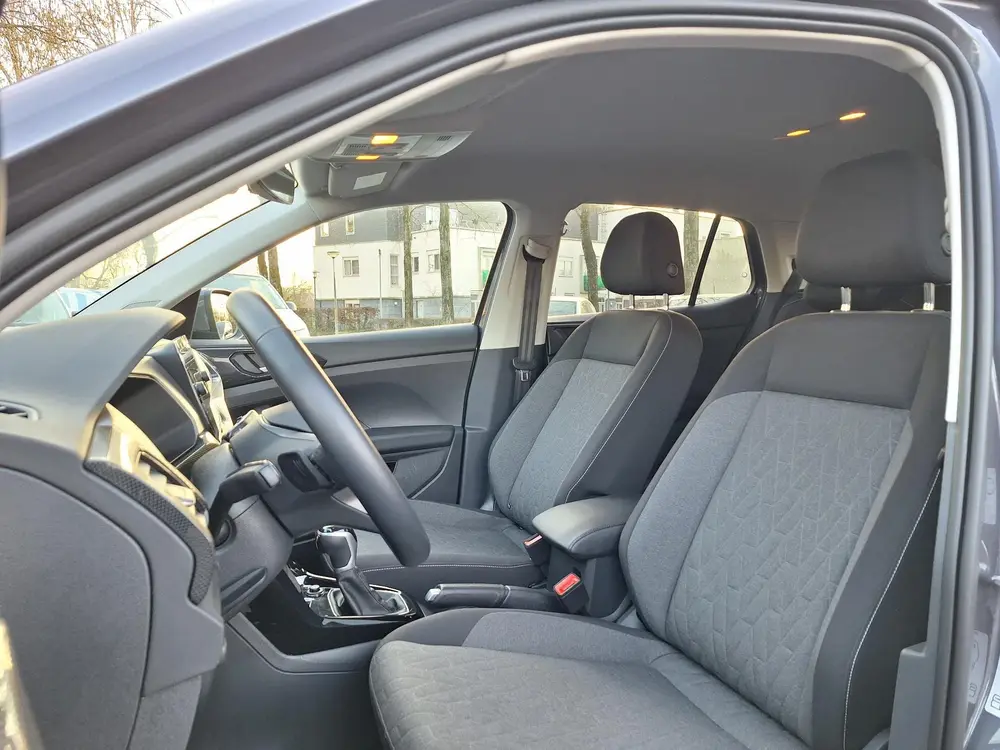 Volkswagen T-Cross 1.0 TSI DSG Life Edition (Camera,Clima,IQ uit 2025, foto 12