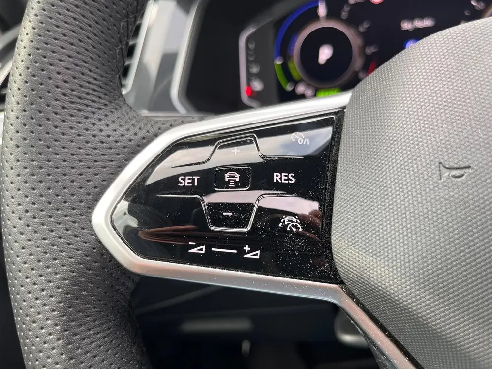 Volkswagen Tiguan TSI 245pk DSG Hybrid R-Line (Pano,Trekhaak uit 2022, foto 16