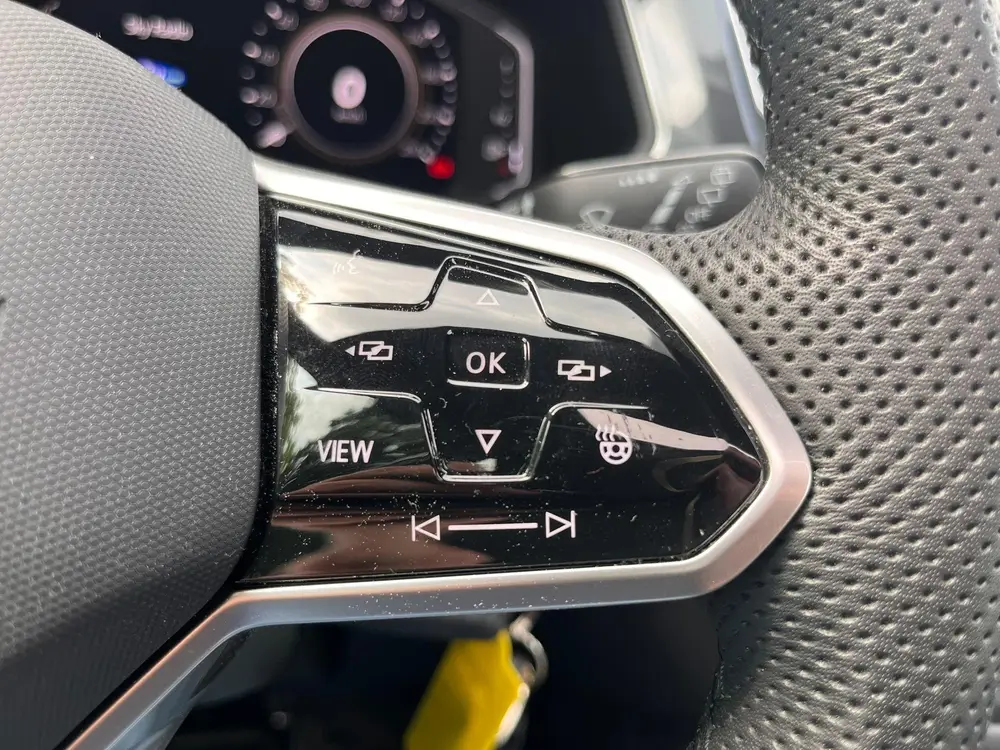 Volkswagen Tiguan TSI 245pk DSG Hybrid R-Line (Pano,Trekhaak uit 2022, foto 17
