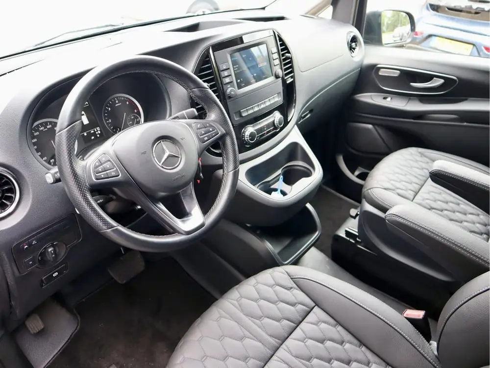 Mercedes-Benz Vito 119 CDI AUTOMAAT DUBBELE CABINE LUCHTVERI uit 2021, foto 2