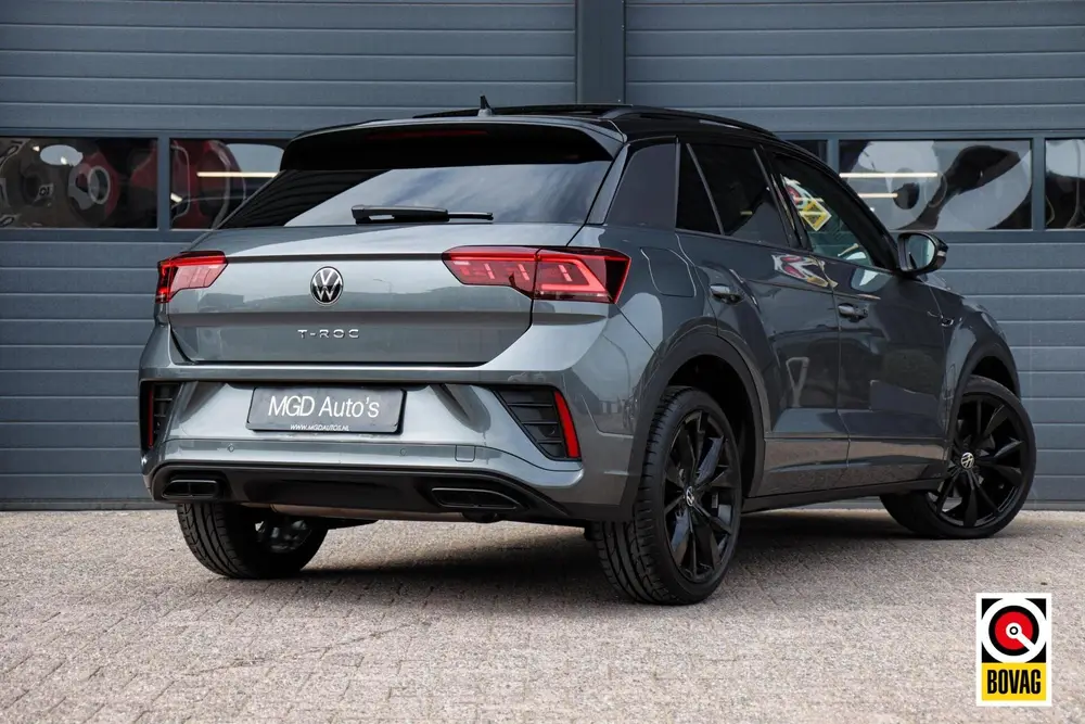 Volkswagen T-Roc 1.5 TSI 3x R-Line|IQ-LIGHT|PANO|CAMERA|MEMO uit 2023, foto 4