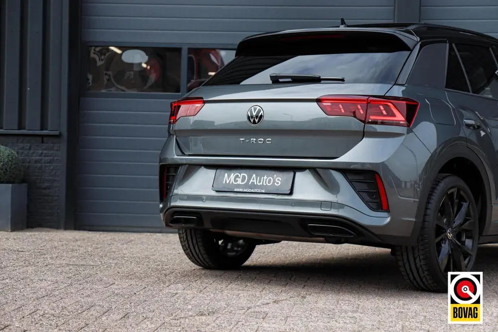 Volkswagen T-Roc 1.5 TSI 3x R-Line|IQ-LIGHT|PANO|CAMERA|MEMO uit 2023, foto 5