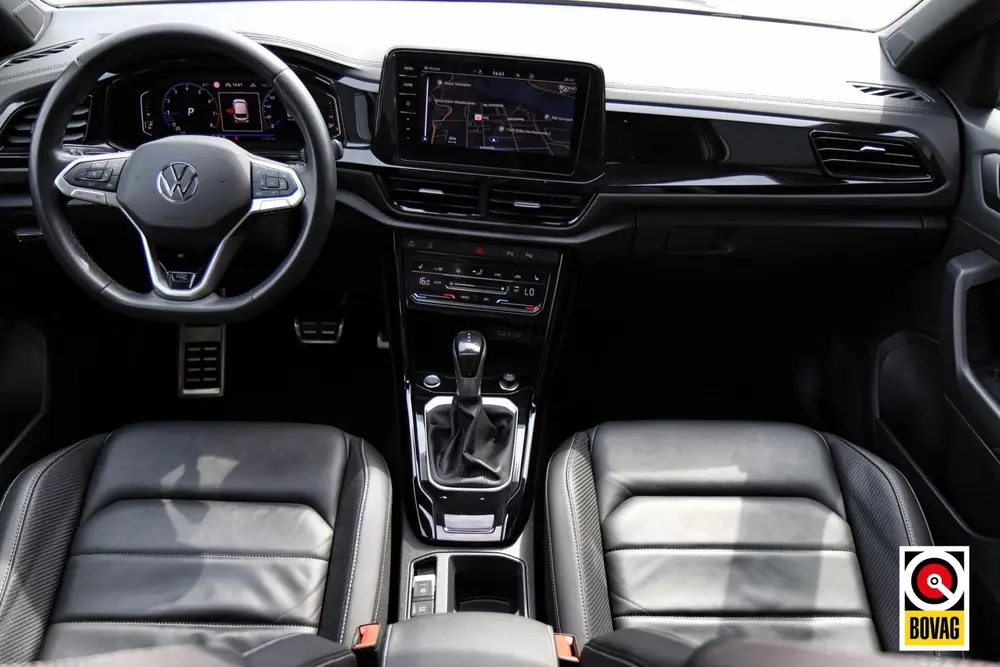 Volkswagen T-Roc 1.5 TSI 3x R-Line|IQ-LIGHT|PANO|CAMERA|MEMO uit 2023, foto 9