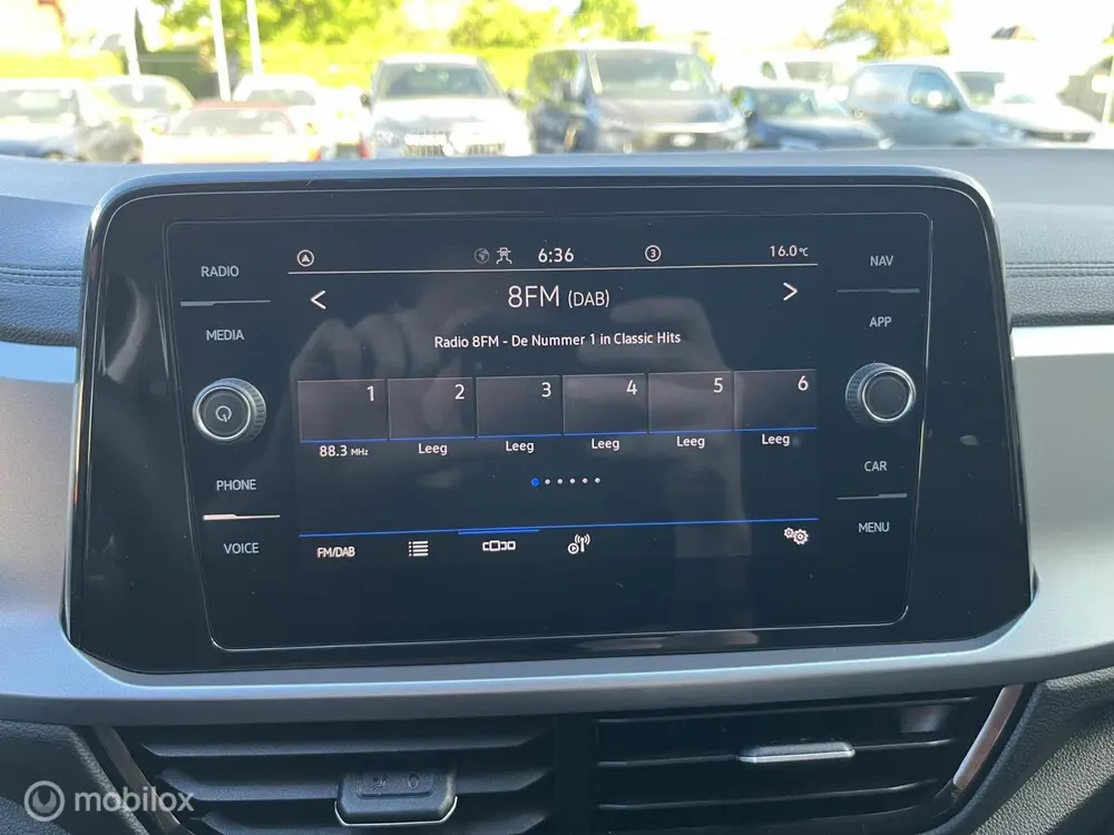 Volkswagen T-Roc 1.5 TSI Life Edition ACC*LED*PDC*CARPLAY* uit 2024, foto 15