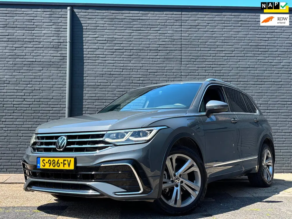 Volkswagen Tiguan 1.4 TSI eHybrid R-Line Business+ | Pano | uit 2023