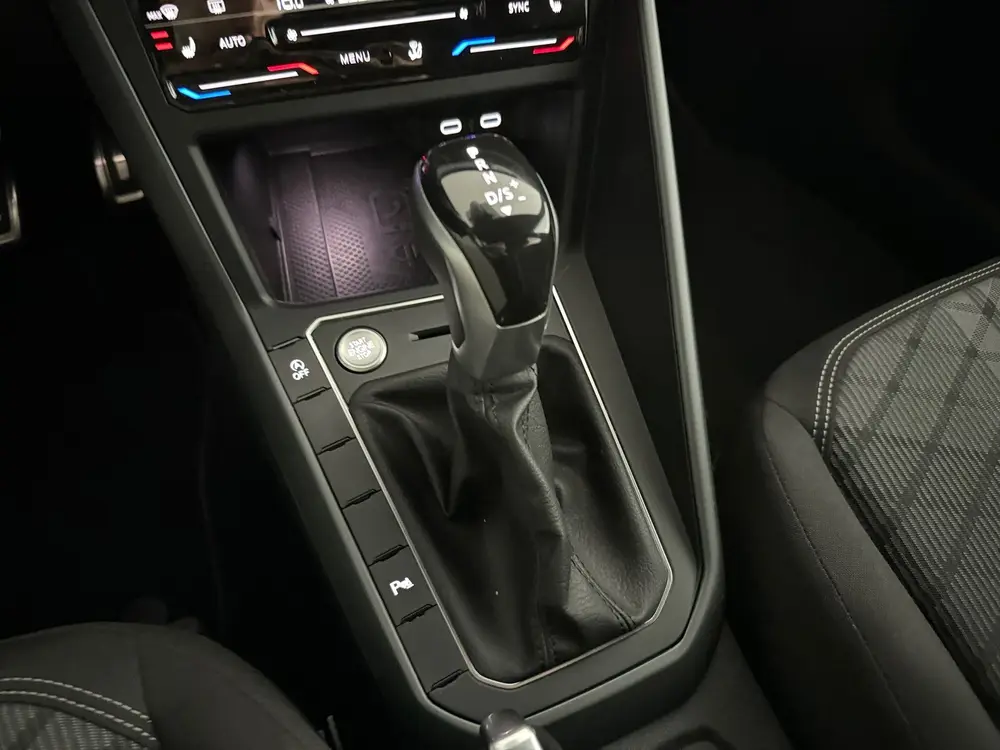 Volkswagen Taigo 1.0 TSI R-Line Edition Keyless|CarPlay|IQ uit 2025, foto 16