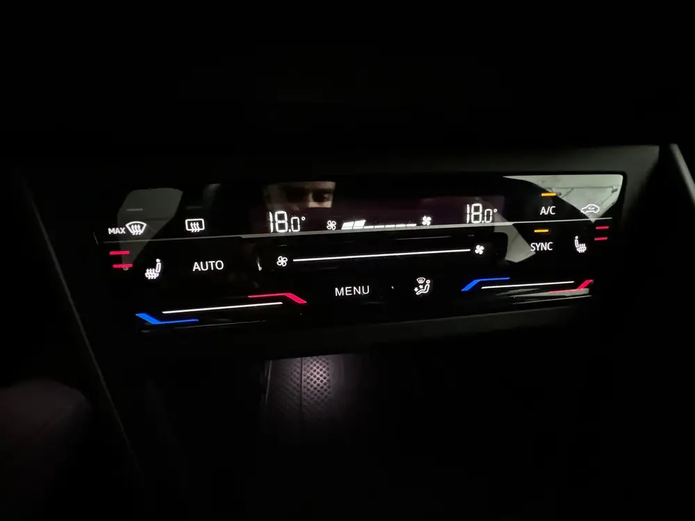 Volkswagen Taigo 1.0 TSI R-Line Edition Keyless|CarPlay|IQ uit 2025, foto 17