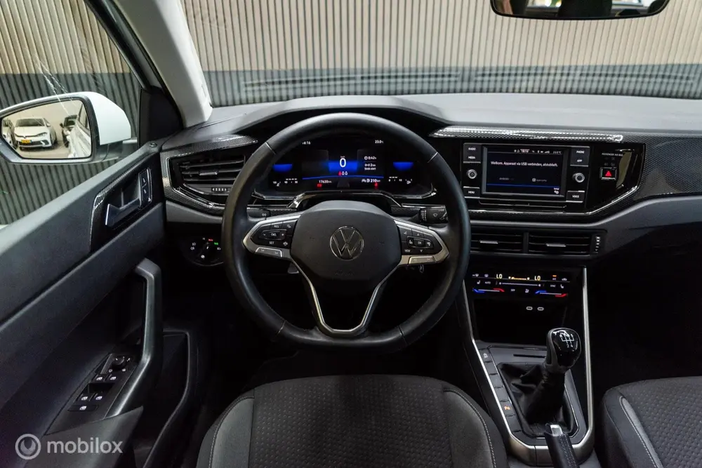 Volkswagen Polo 1.0 TSI Life Business Stoelverw, Climatronic uit 2024, foto 10