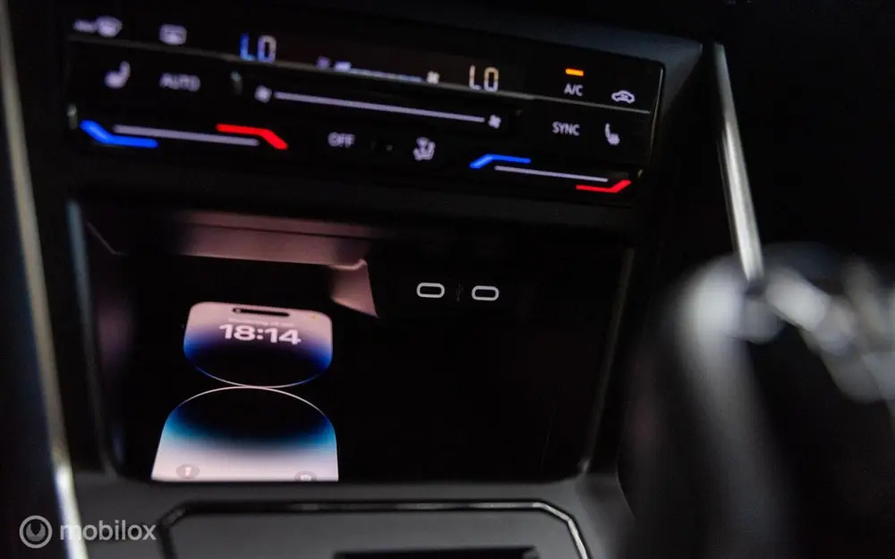 Volkswagen Polo 1.0 TSI Life Business Stoelverw, Climatronic uit 2024, foto 16