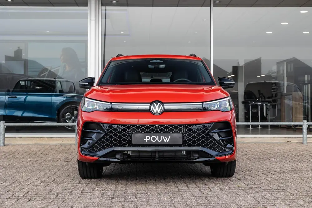 Volkswagen Tiguan 1.5 eHybrid 204pk R-Line Edition | Panoram uit 2026, foto 6