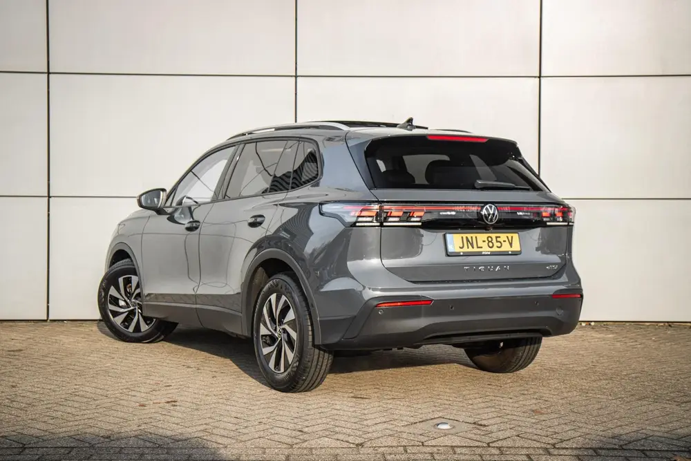 Volkswagen Tiguan 1.5 eTSI 150pk DSG Life Edition | Panorama uit 2025, foto 11