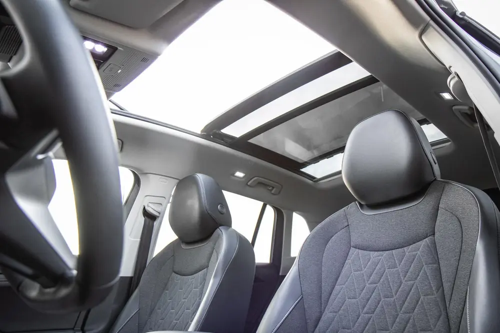 Volkswagen Tiguan 1.5 eTSI 150pk DSG Life Edition | Panorama uit 2025, foto 4