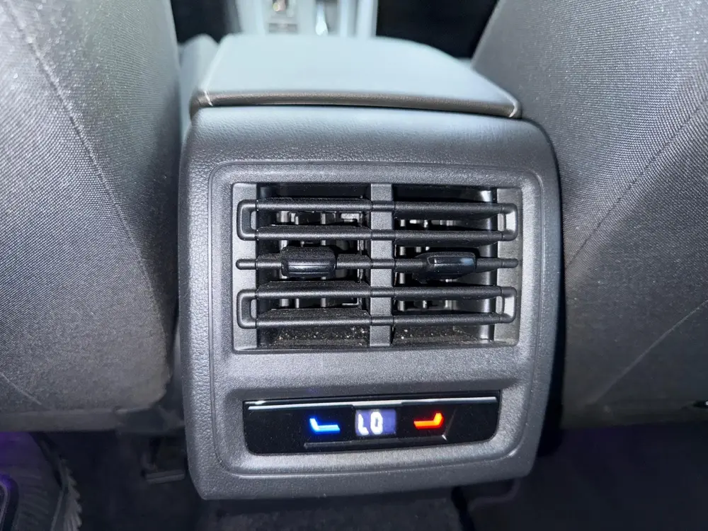 Volkswagen Golf 1.5 eTSI Business_150 PK_CAMERA_CarPLAY_NETT uit 2023, foto 17