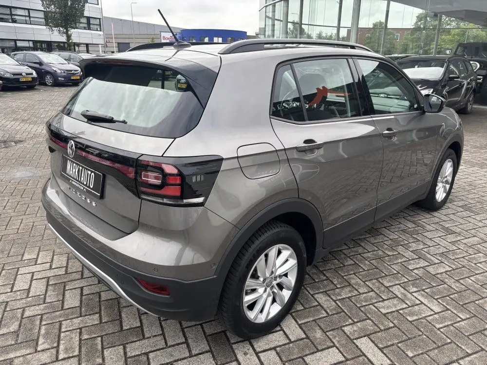 Volkswagen T-Cross 1.0 TSI Life Camera Navi Stoelverwarming uit 2019, foto 11