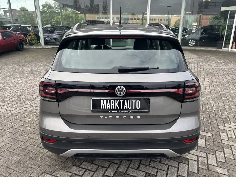 Volkswagen T-Cross 1.0 TSI Life Camera Navi Stoelverwarming uit 2019, foto 12