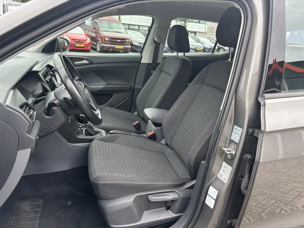 Volkswagen T-Cross 1.0 TSI Life Camera Navi Stoelverwarming uit 2019, foto 15