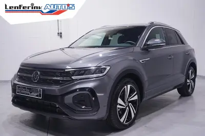 Volkswagen T-Roc 1.5 TSI R-Line Apple Carplay Panodak Achter uit 2025