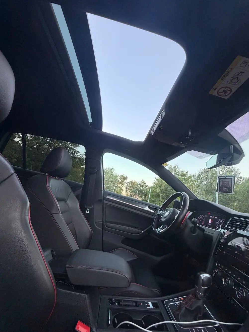 Volkswagen VOLKSWAGEN Golf 7.5 GTI Performance Full Option | Pano | uit 2019, foto 15