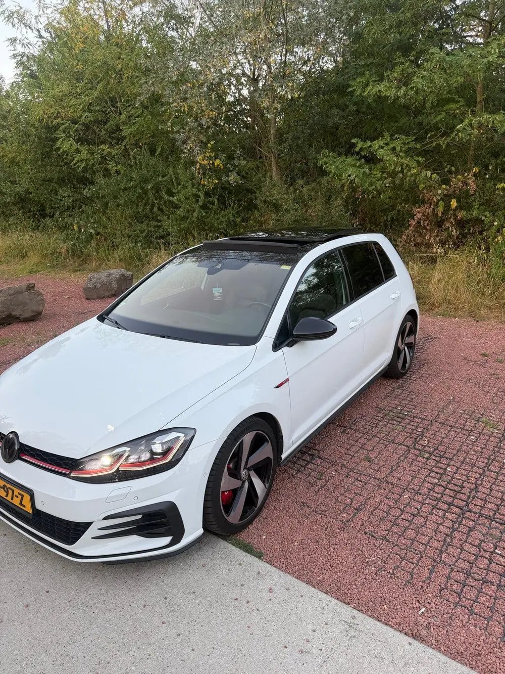 Volkswagen VOLKSWAGEN Golf 7.5 GTI Performance Full Option | Pano | uit 2019, foto 5