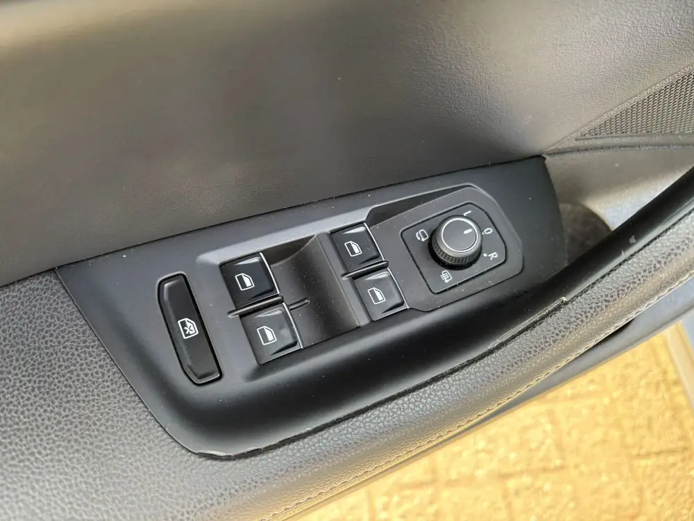 Volkswagen Passat Variant 1.5 TSI Highline R-LINE LEER,MASSA uit 2019, foto 11
