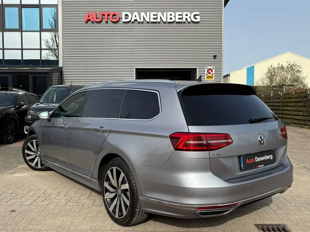 Volkswagen Passat Variant 1.5 TSI Highline R-LINE LEER,MASSA uit 2019, foto 4
