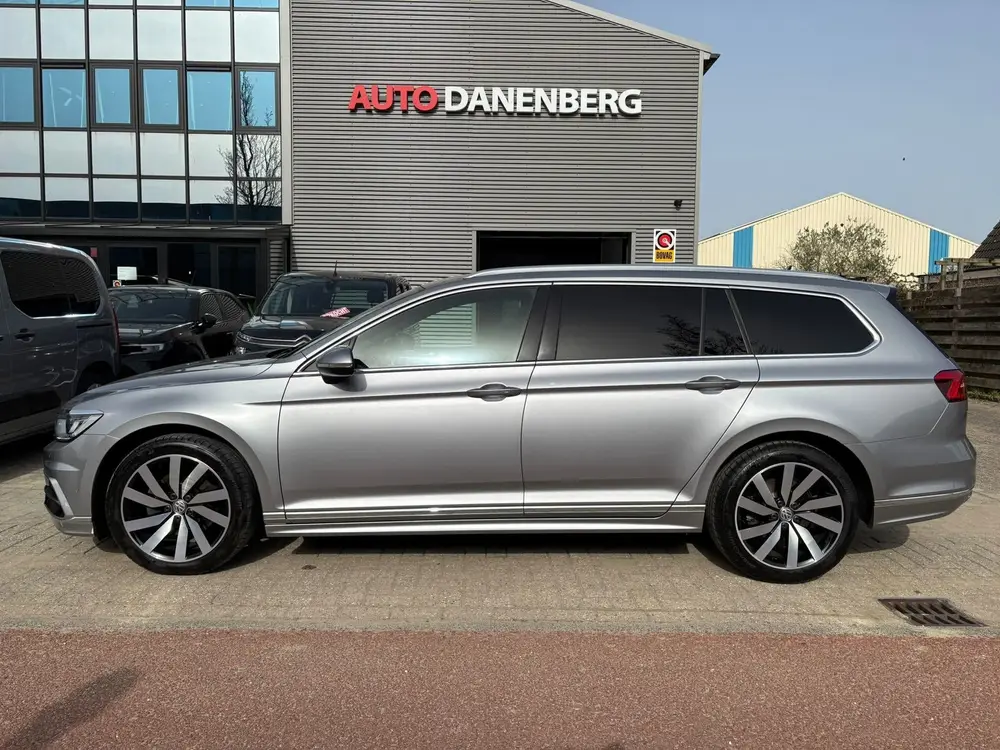 Volkswagen Passat Variant 1.5 TSI Highline R-LINE LEER,MASSA uit 2019, foto 5