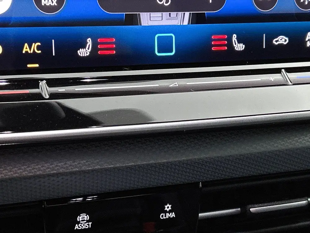Volkswagen Golf 1.5 eTSI Black Line CAMERA | IQ Light + Gril uit 2025, foto 12