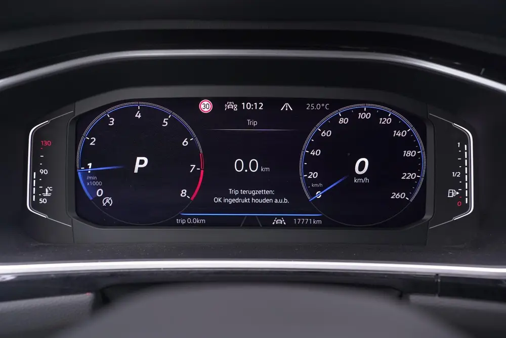 Volkswagen T-Roc 1.5 TSI R-Line Apple Carplay Panodak Stoelv uit 2025, foto 18