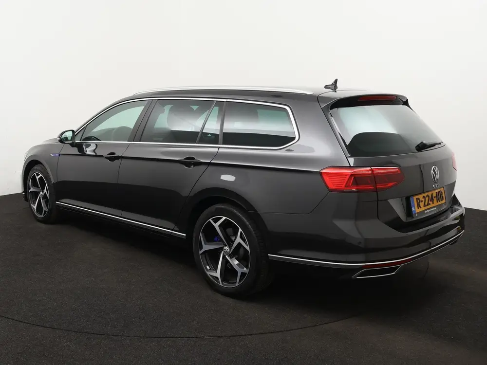 Volkswagen Passat Variant 1.4 TSI PHEV GTE Business 218 PK D uit 2023, foto 3