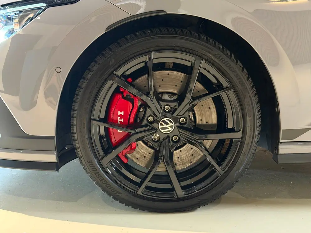 Volkswagen Golf 2.0 TSI GTI Clubsport Akrapovic|Pano|HUD|Mat uit 2024, foto 13