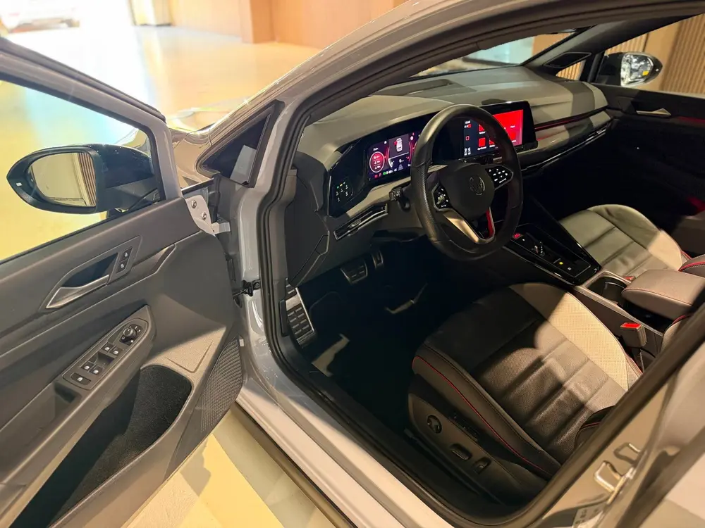Volkswagen Golf 2.0 TSI GTI Clubsport Akrapovic|Pano|HUD|Mat uit 2024, foto 17