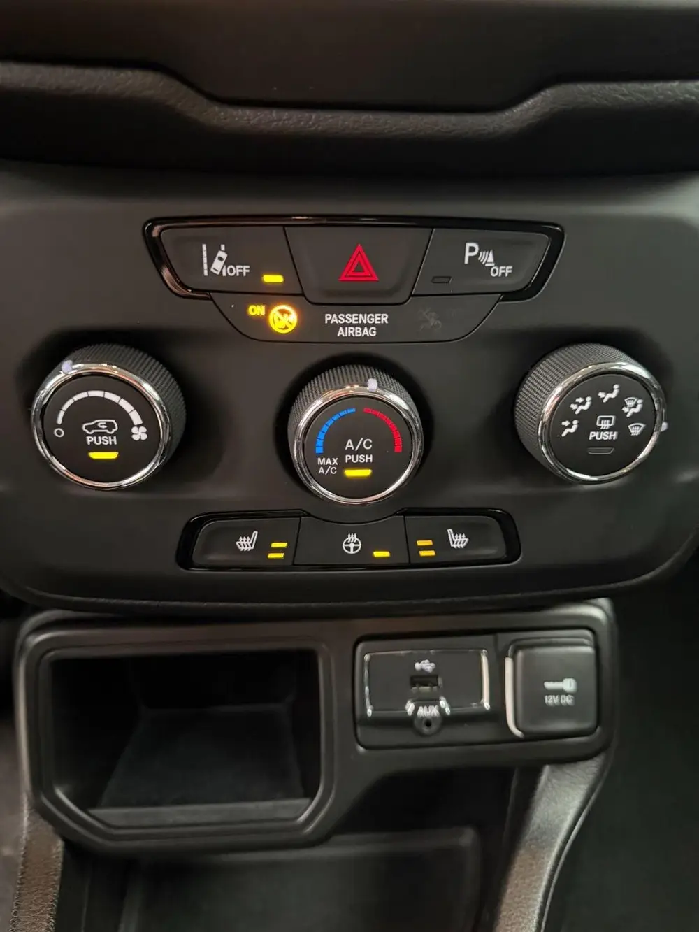 Jeep Renegade 1.3T Limited uit 2019, foto 14