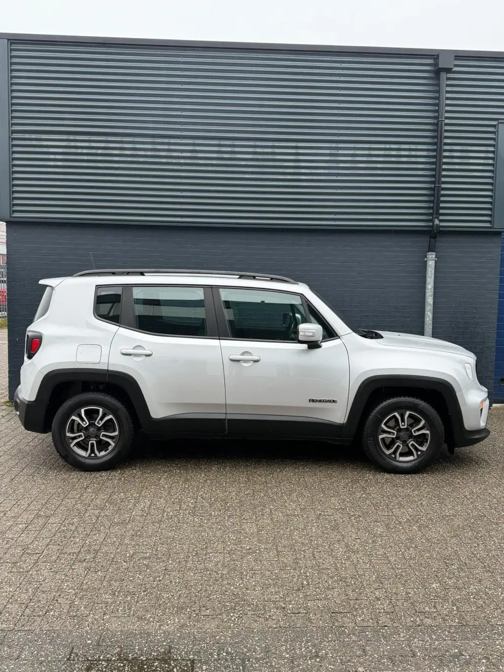 Jeep Renegade 1.3T Limited uit 2019, foto 5