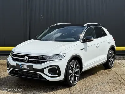 Volkswagen T-Roc 1.5 TSI R-Line Facelift | Black-style uit 2022