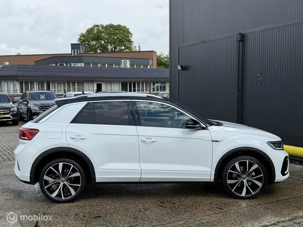 Volkswagen T-Roc 1.5 TSI R-Line Facelift | Black-style uit 2022, foto 9
