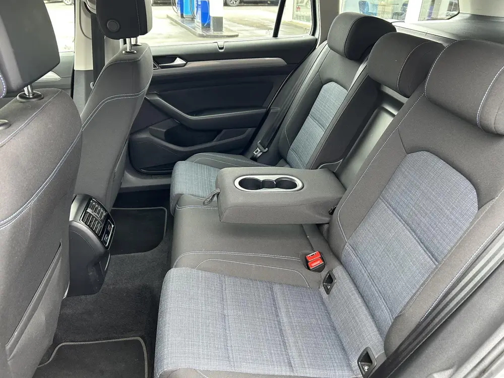 Volkswagen Passat Variant 1.4 TSI PHEV GTE Business Trekhaak uit 2020, foto 11