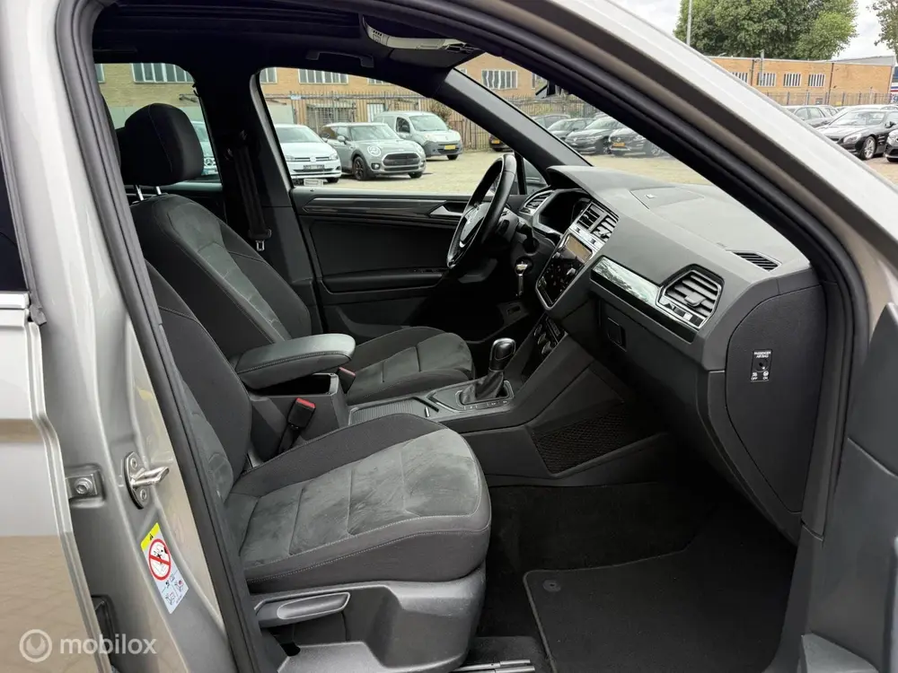 Volkswagen Tiguan 1.5 TSI ACT R-Line PANORAMADAK | AUTOMAAT uit 2020, foto 14