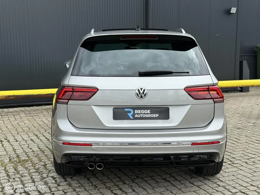 Volkswagen Tiguan 1.5 TSI ACT R-Line PANORAMADAK | AUTOMAAT uit 2020, foto 8