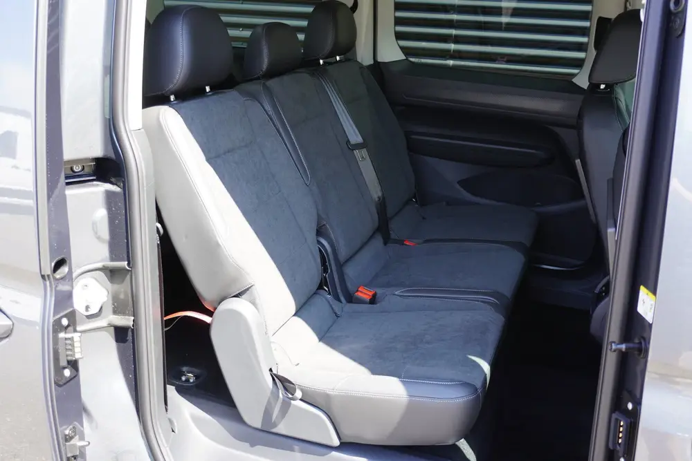 Volkswagen Caddy Maxi L2 150pk Plug-in Hybride Style Automaa uit 2026, foto 16