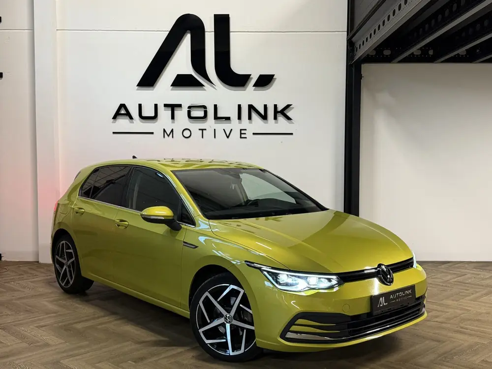 Volkswagen Golf 1.5 TSI Highline|DSG|IQLIGHT|KEYLESS|CAM uit 2020, foto 3