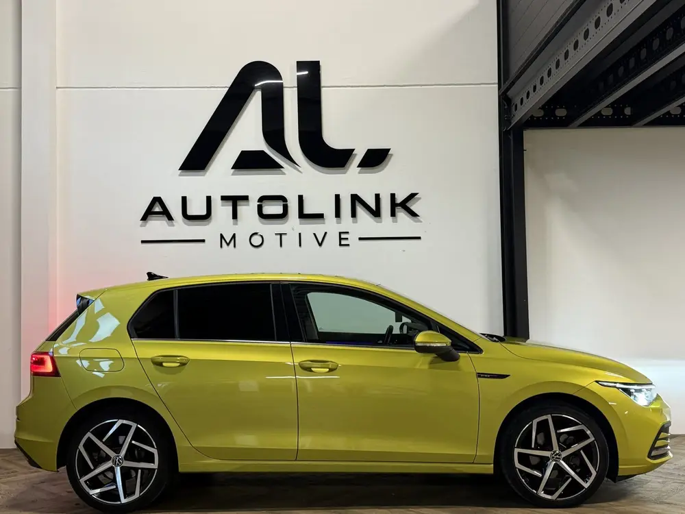 Volkswagen Golf 1.5 TSI Highline|DSG|IQLIGHT|KEYLESS|CAM uit 2020, foto 4